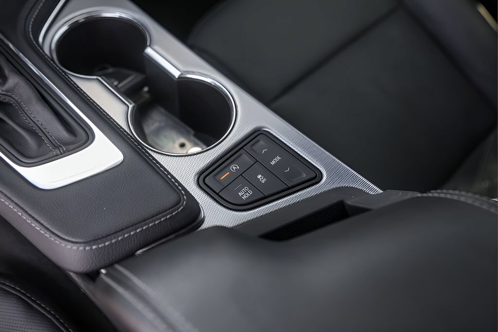 Certified 2023 Cadillac CT4 Premium Luxury RWD image 17