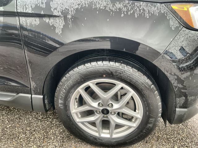 Used 2024 Ford Edge SEL w/ Convenience Package image 20
