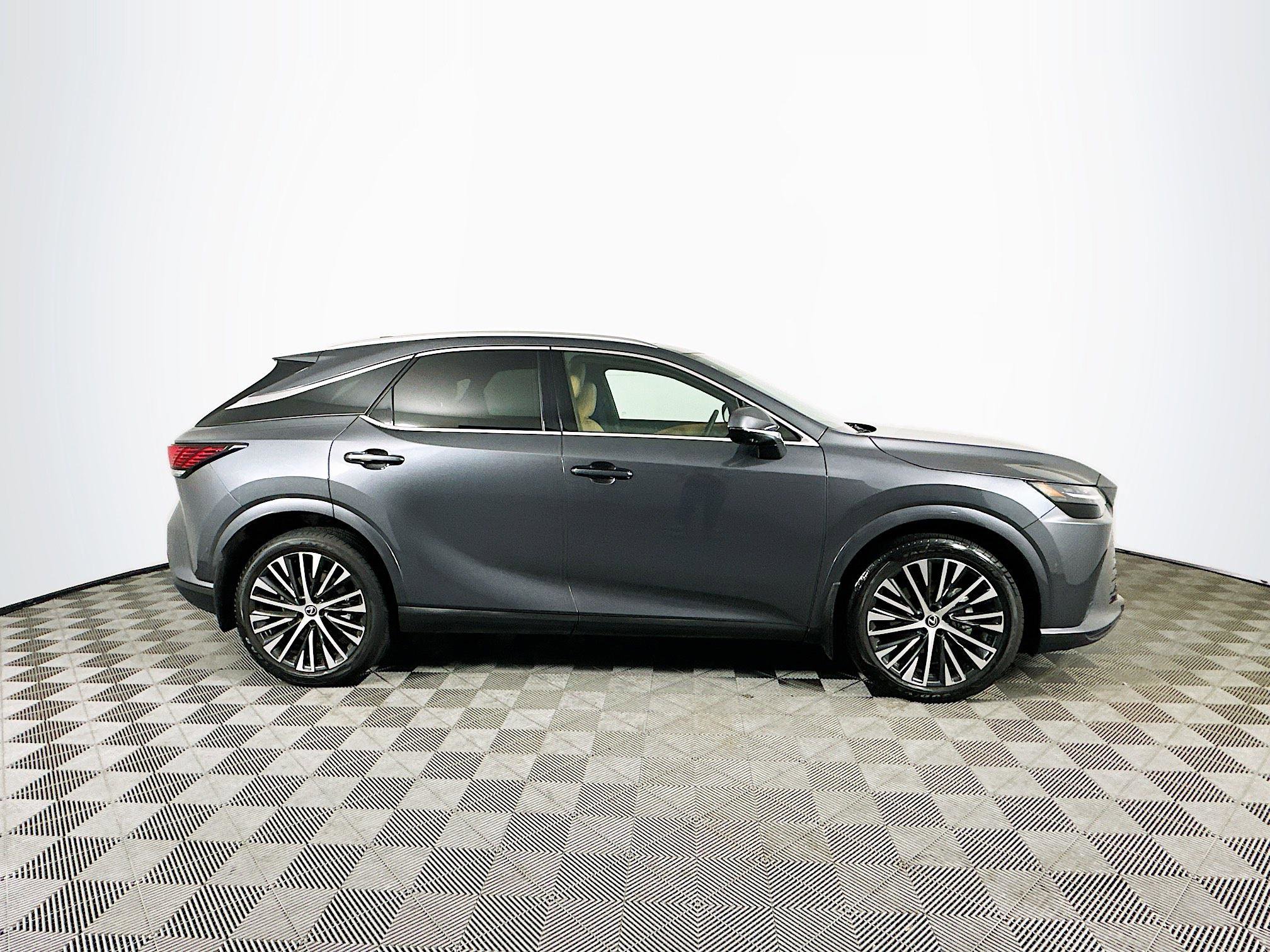 Used 2024 Lexus RX 350 image 8