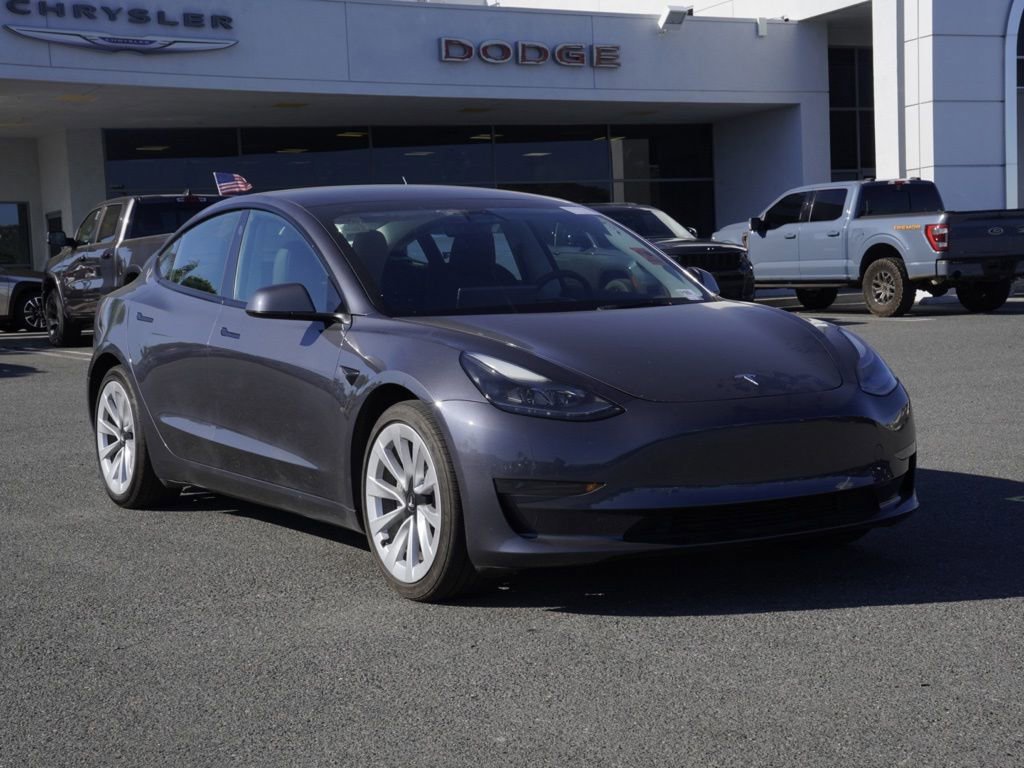 Used 2023 Tesla Model 3 Standard Range video 2
