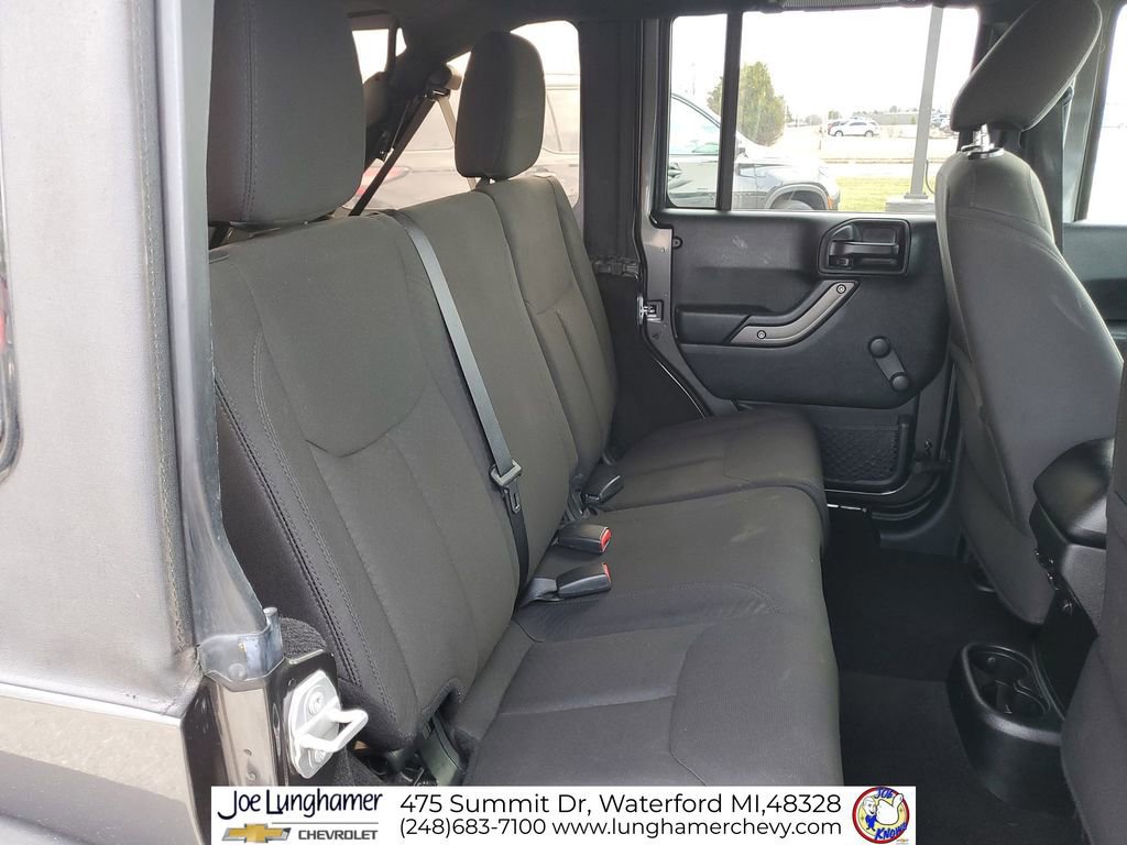 Used 2018 Jeep Wrangler Unlimited Sport image 25