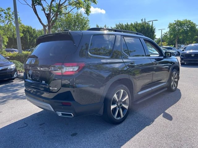 Used 2024 Honda Pilot Elite image 6