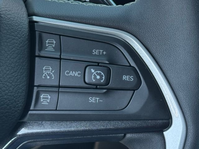 Certified 2023 Jeep Grand Cherokee L Laredo AWD/4WD image 22