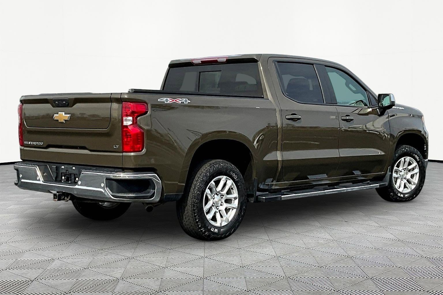 Used 2023 Chevrolet Silverado 1500 LT w/ Max Trailering Package image 7