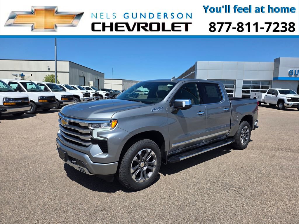 New 2026 Chevrolet Silverado 1500 High Country w/ Z71 Off-Road Package AWD/4WD image 3