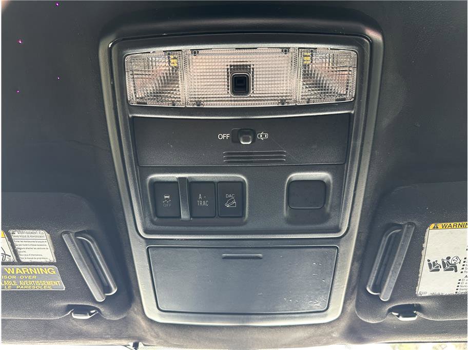 Used 2016 Toyota 4Runner SR5 AWD/4WD image 28