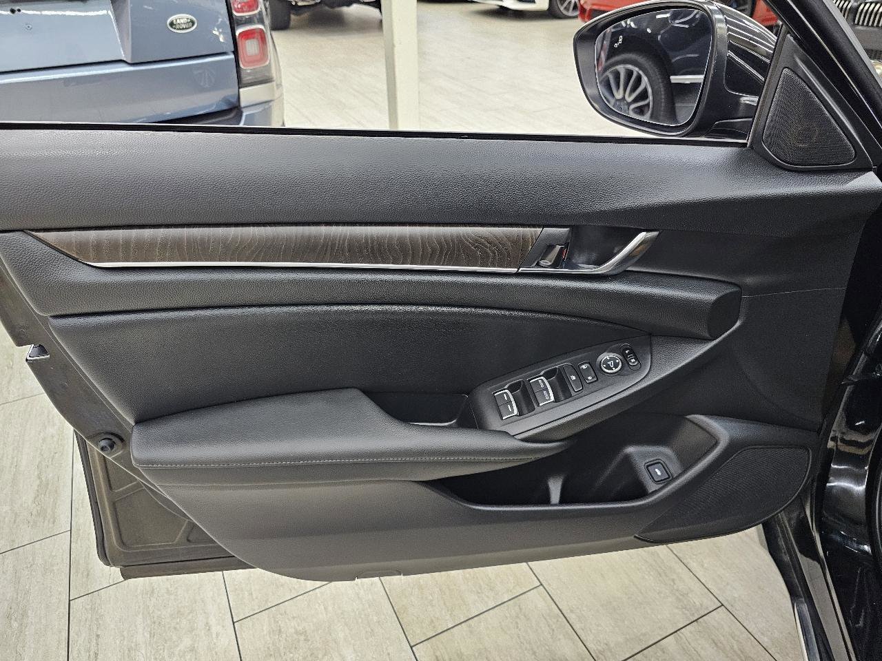 Used 2021 Honda Accord EX image 36