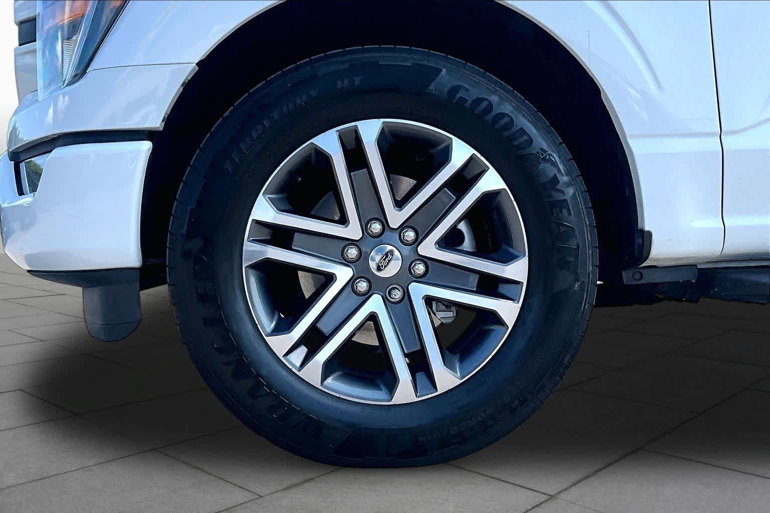 Used 2023 Ford F150 XL w/ STX Appearance Package RWD image 11