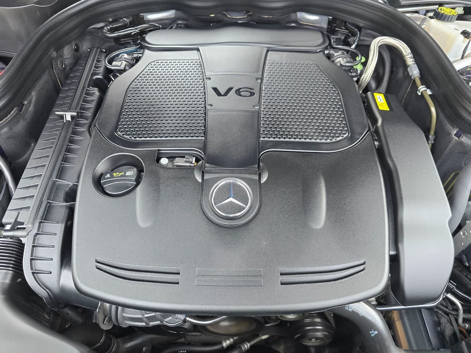 Used 2014 Mercedes-Benz E 350 4MATIC Sedan image 7
