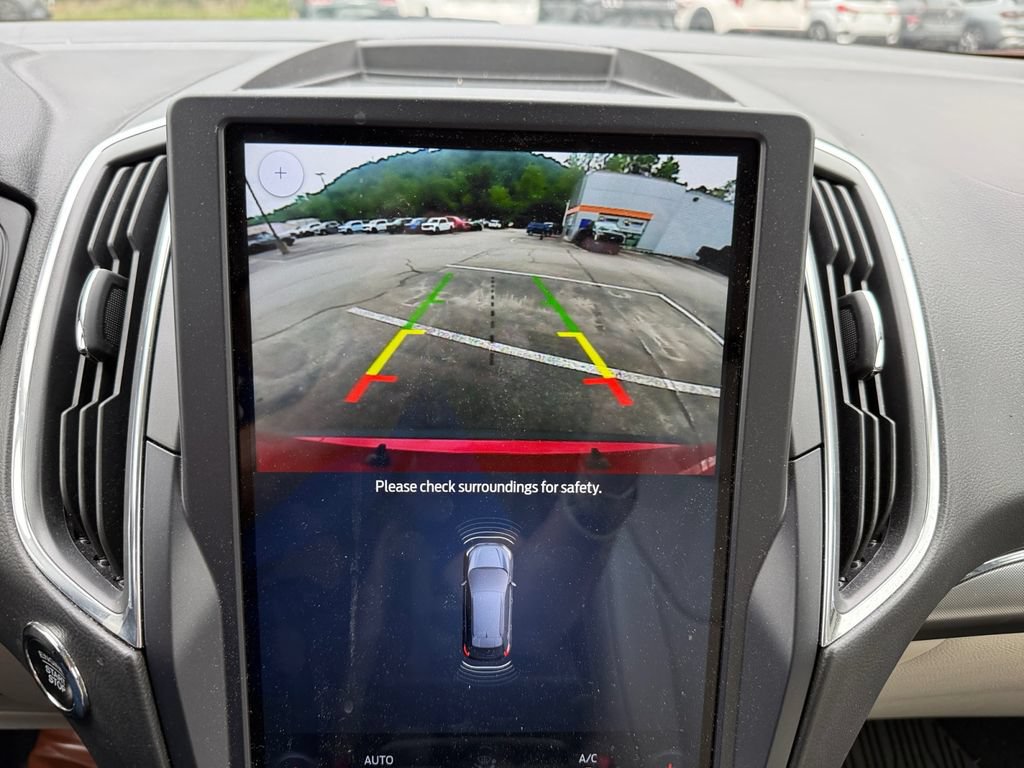 Certified 2022 Ford Edge Titanium AWD/4WD image 18