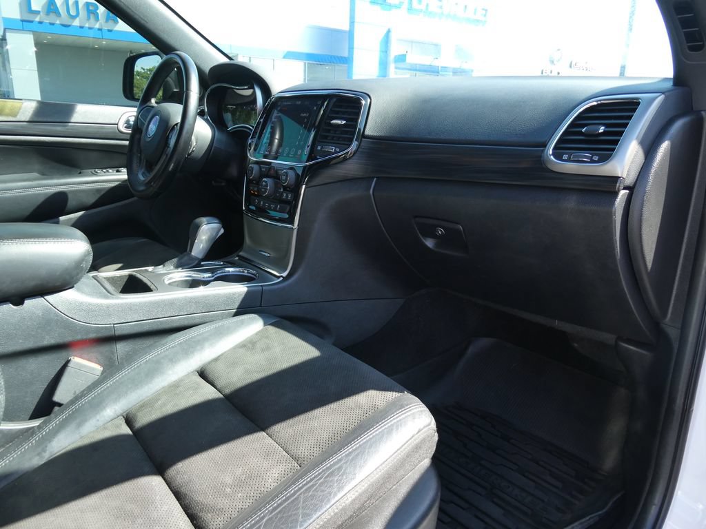 Used 2020 Jeep Grand Cherokee Altitude AWD/4WD image 14