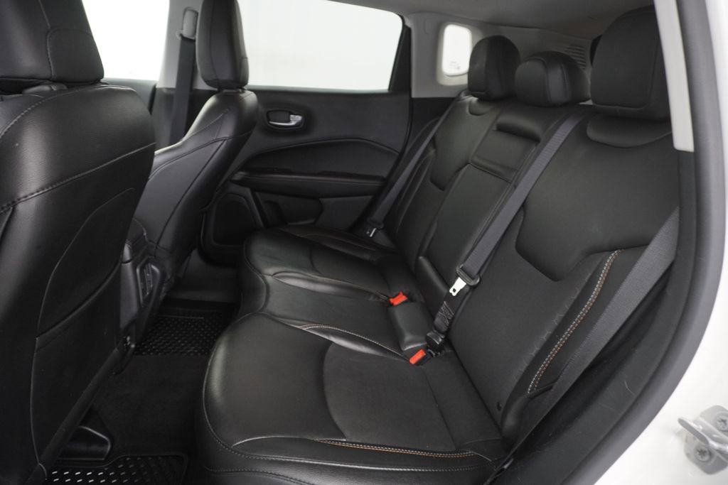 Used 2019 Jeep Compass Latitude image 17