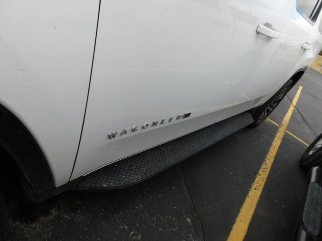 Used 2024 Jeep Wagoneer L Series II w/ Flexible Seating Group image 5