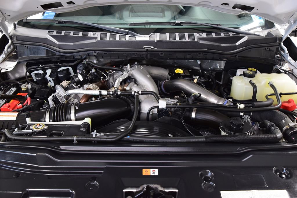 Used 2022 Ford F350 Platinum image 28
