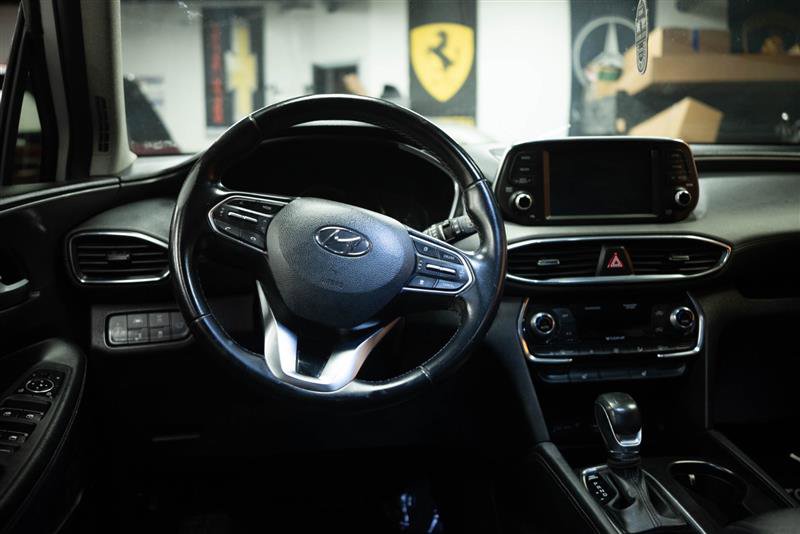 Used 2020 Hyundai Santa Fe SEL w/ Convenience + Premium Package AWD/4WD image 18