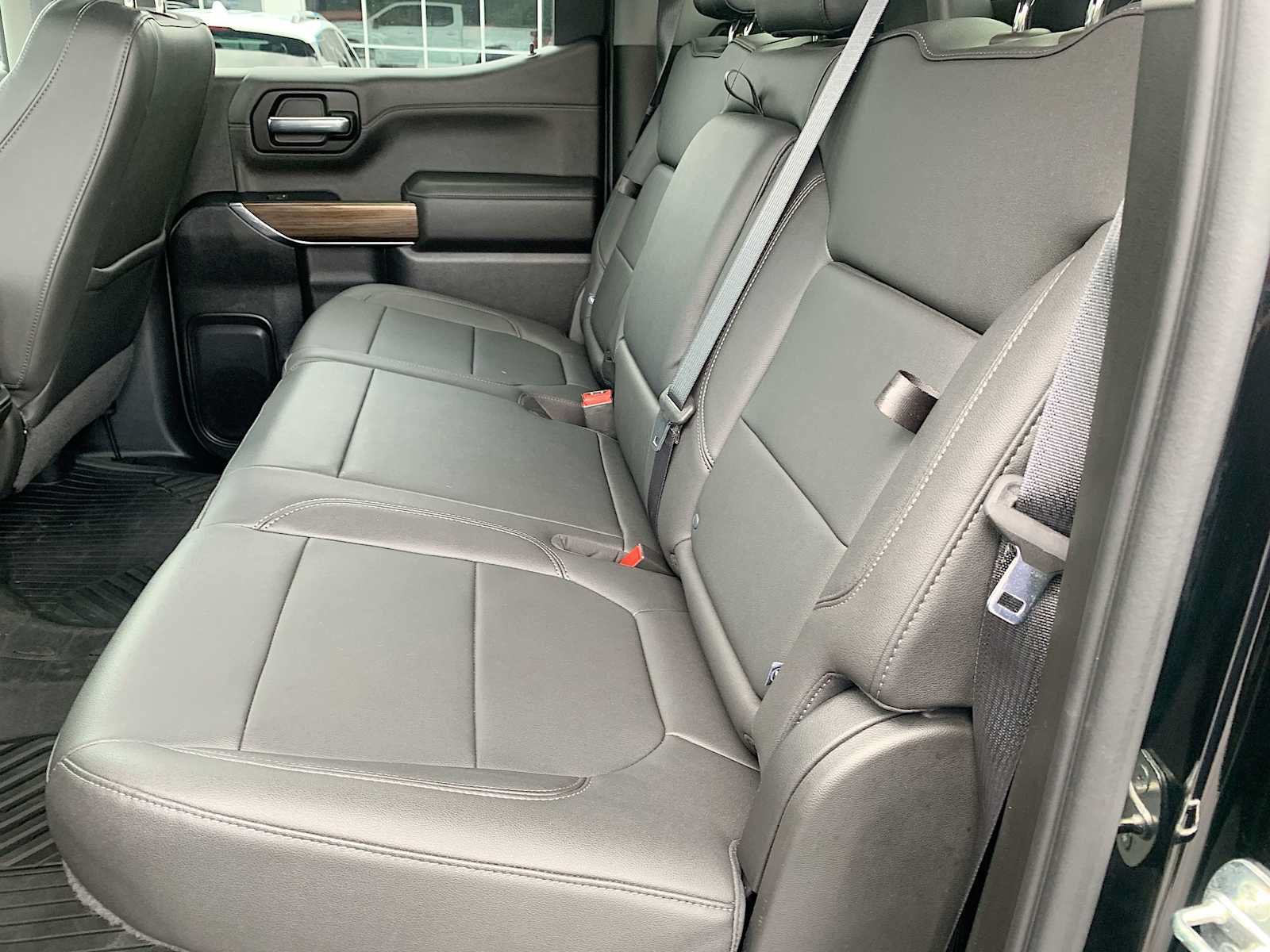 Certified 2022 Chevrolet Silverado 1500 LT Trail Boss w/ Convenience Package II AWD/4WD image 24