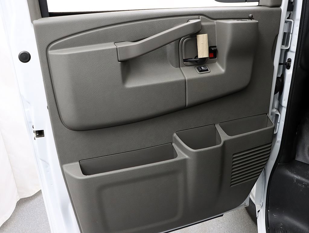 New 2025 Chevrolet Express 3500 Extended w/ Driver Convenience Package RWD image 20