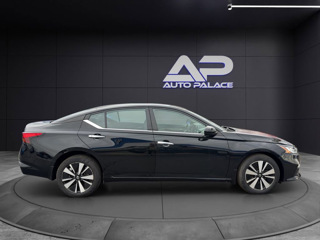 Used 2022 Nissan Altima 2.5 SV image 8