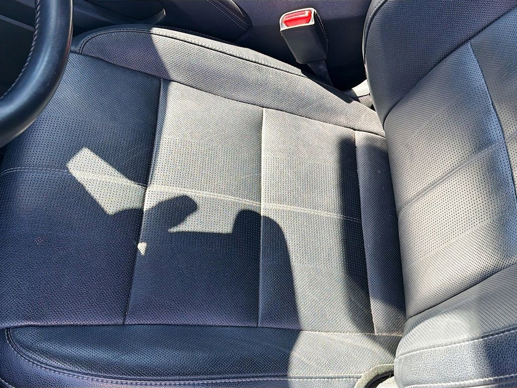 Used 2022 Kia Telluride EX w/ EX Premium Package FWD image 20