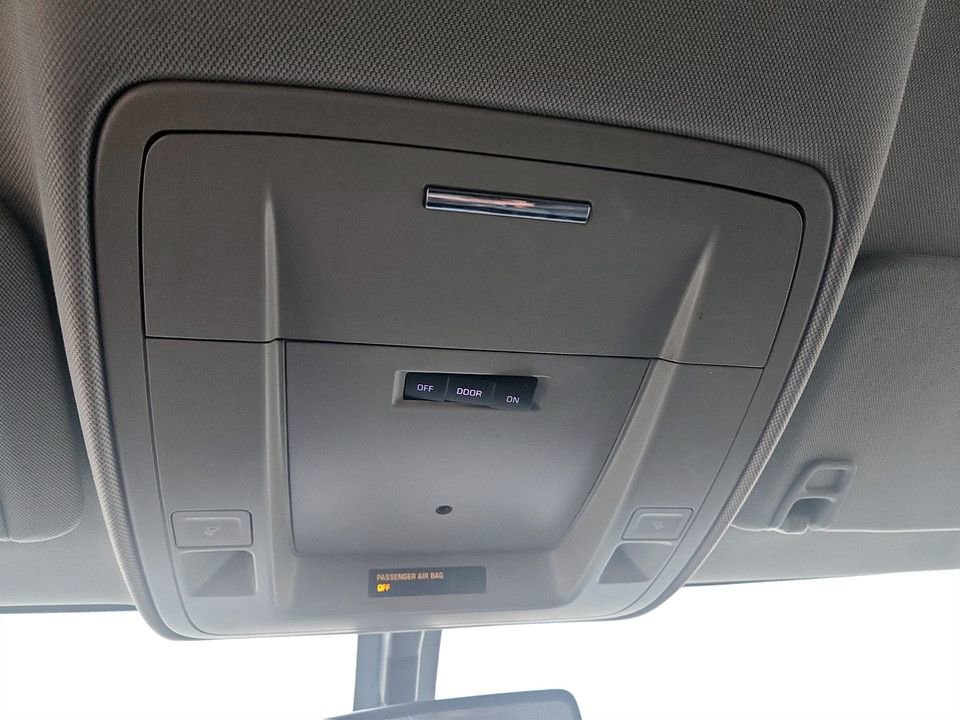 Used 2015 Chevrolet Silverado 1500 LT w/ LT Convenience Package image 22