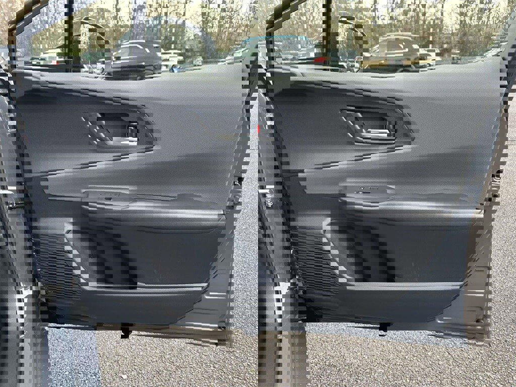 New 2026 Toyota Prius XLE image 11