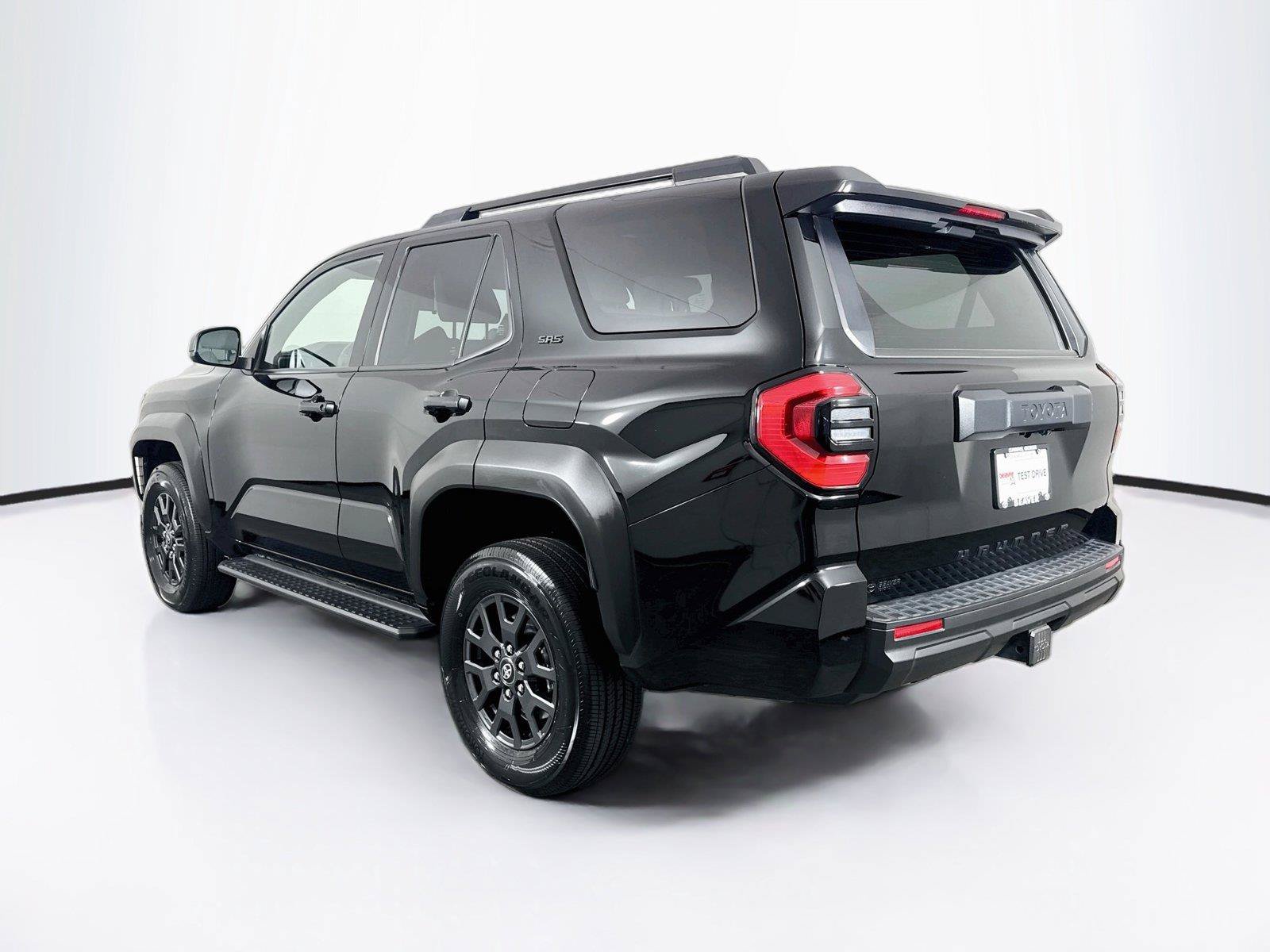 Certified 2025 Toyota 4Runner SR5 AWD/4WD image 12