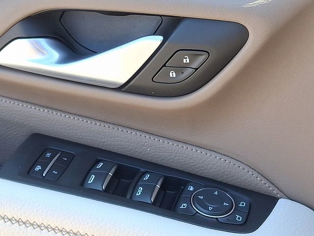 Used 2022 GMC Yukon Denali image 25