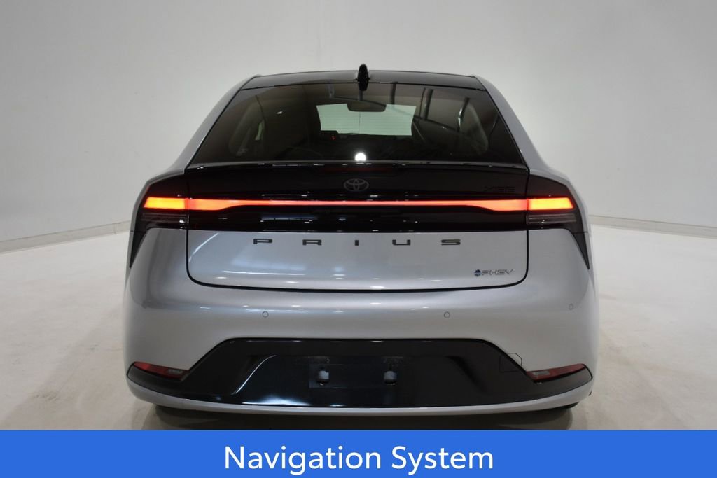 New 2026 Toyota Prius Plug-In Hybrid FWD image 5