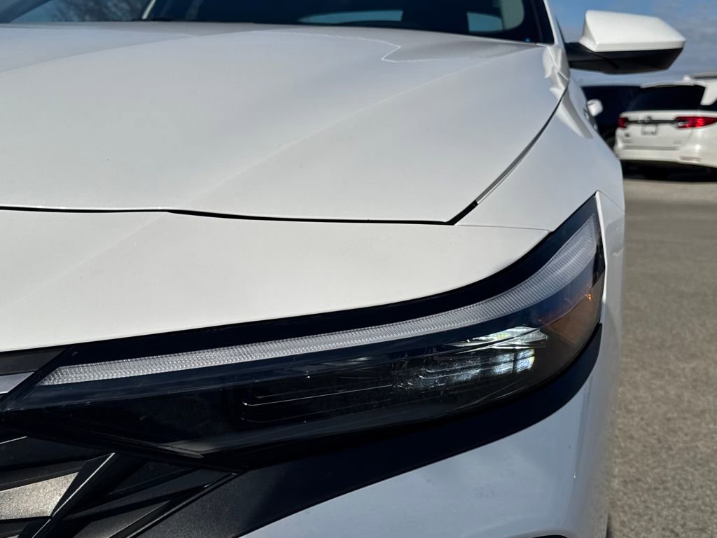 Used 2024 Hyundai Elantra SEL image 10