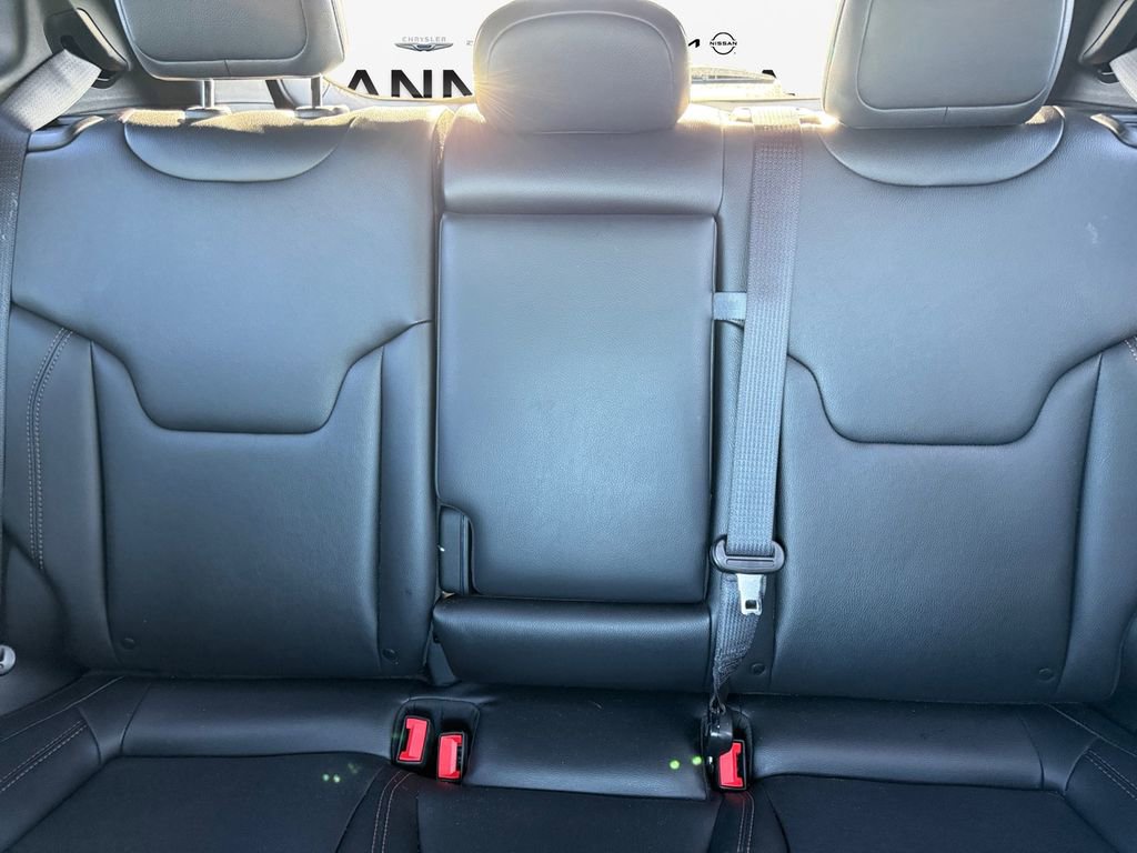 Used 2024 Jeep Compass Limited image 16