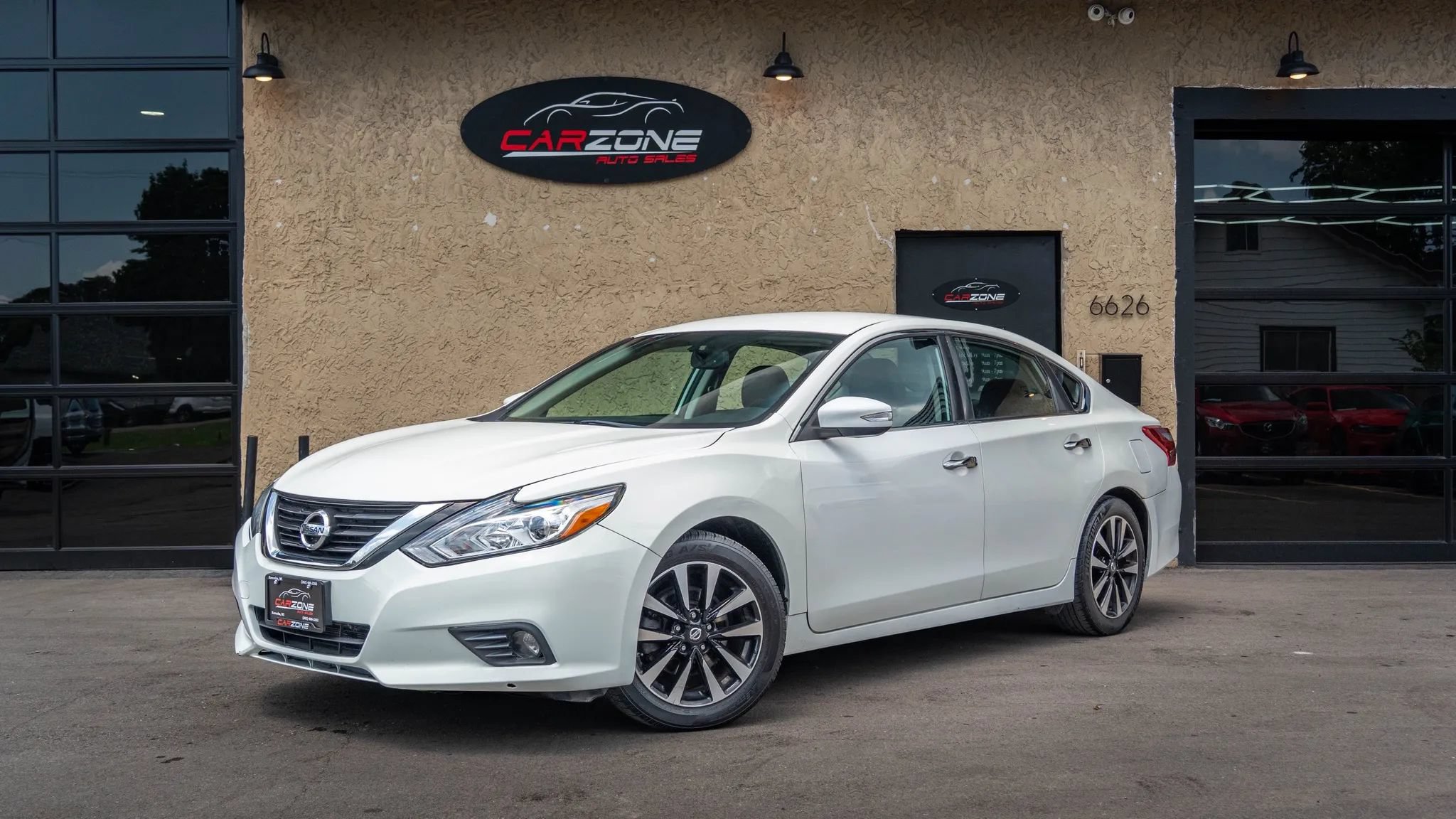 Used 2018 Nissan Altima 2.5 SL FWD image 9
