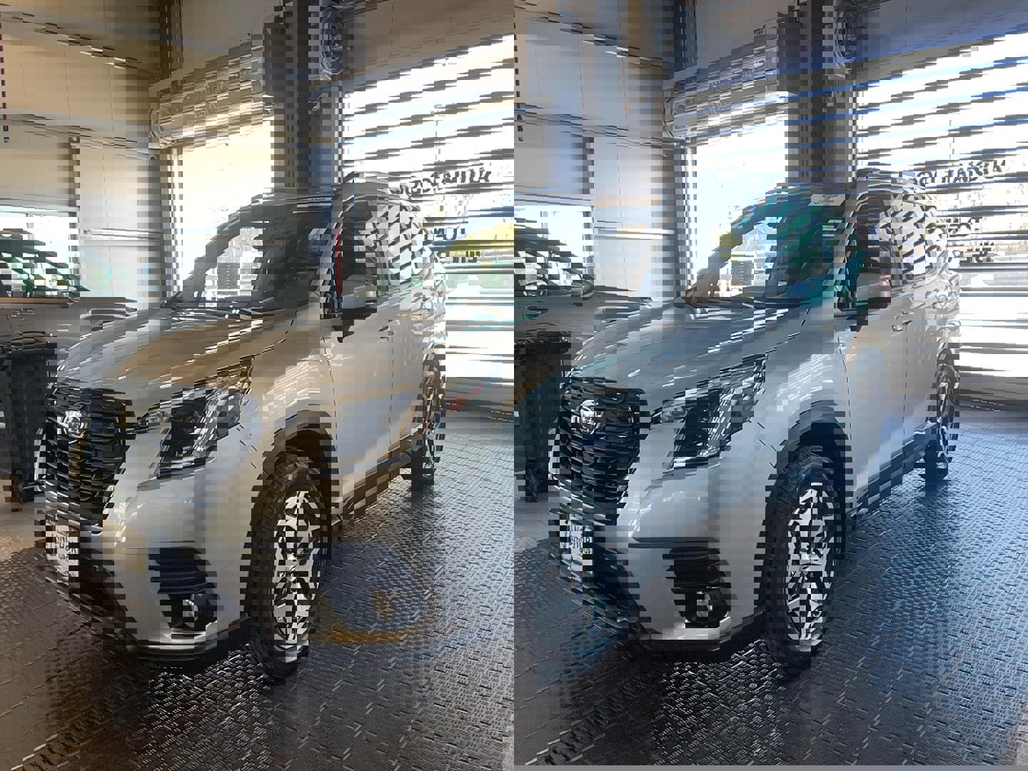 Used 2022 Subaru Forester Premium image 3