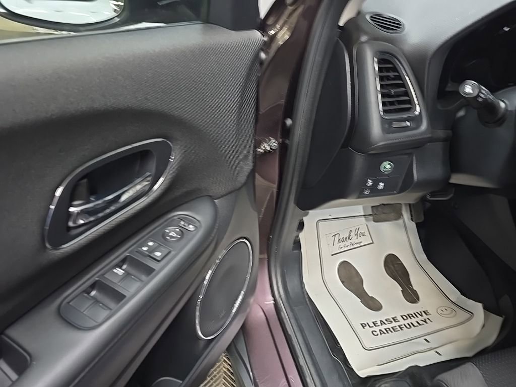 Used 2022 Honda HR-V EX image 29