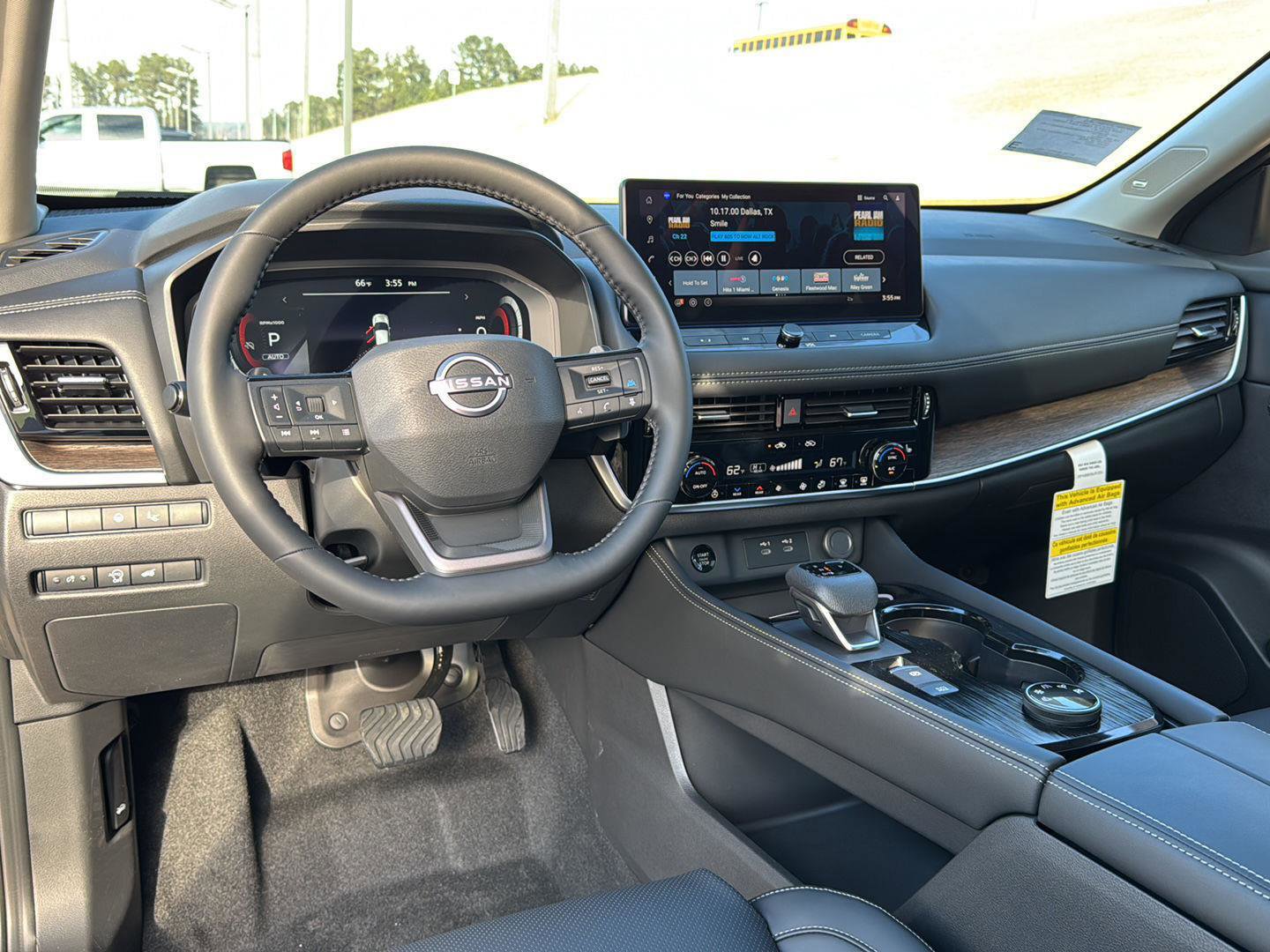 New 2026 Nissan Rogue Platinum w/ Platinum Premium Package image 16