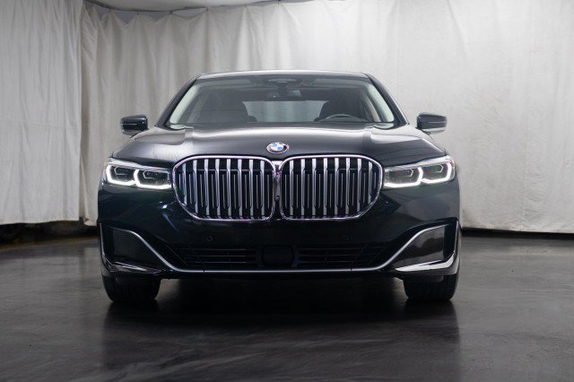 Used 2020 BMW 750i xDrive AWD/4WD image 5