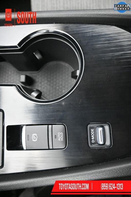 Used 2023 Nissan Rogue SV image 17