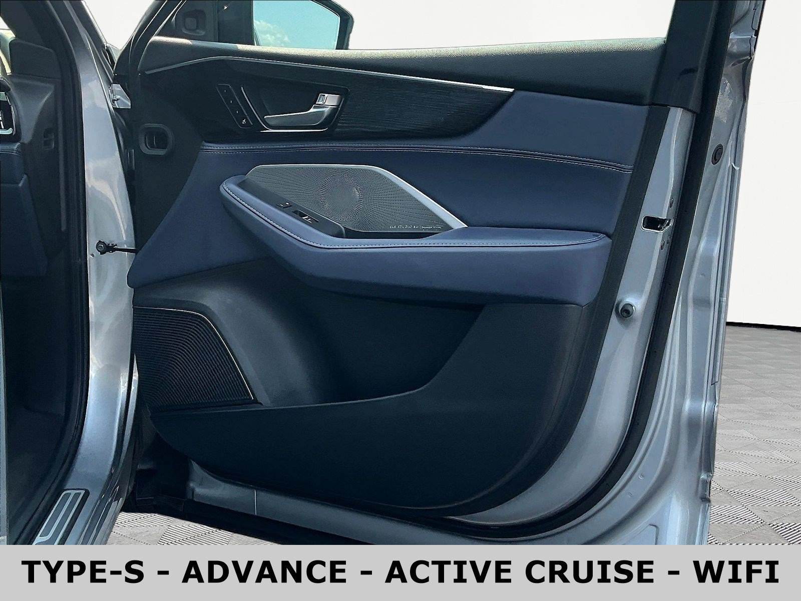Used 2024 Acura MDX Type S AWD/4WD image 29