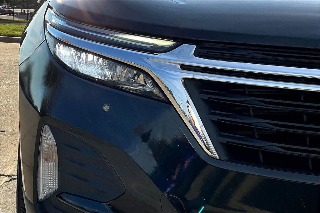Used 2023 Chevrolet Equinox LT image 29