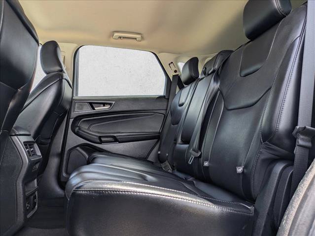 Used 2022 Ford Edge Titanium w/ Equipment Group 301A AWD/4WD image 19