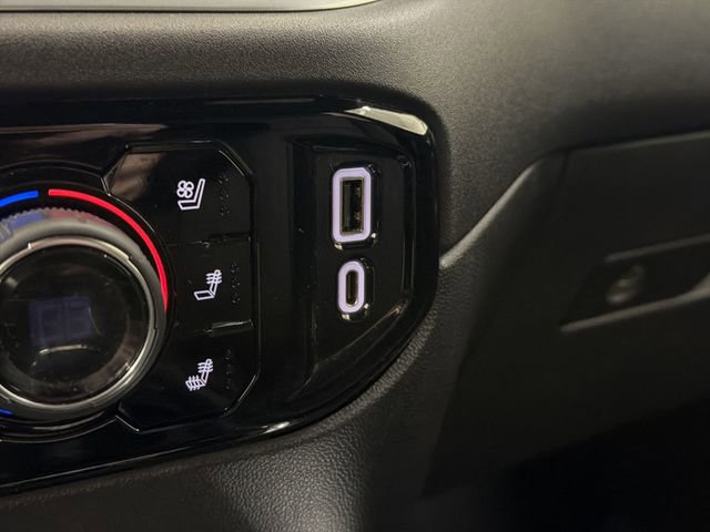 Used 2023 Chevrolet Silverado 1500 High Country w/ High Country Premium Package image 27