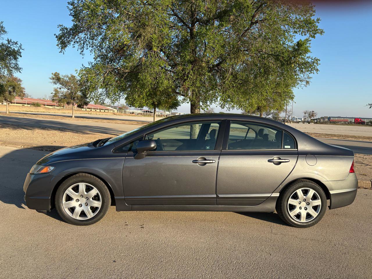 Used 2009 Honda Civic LX image 2