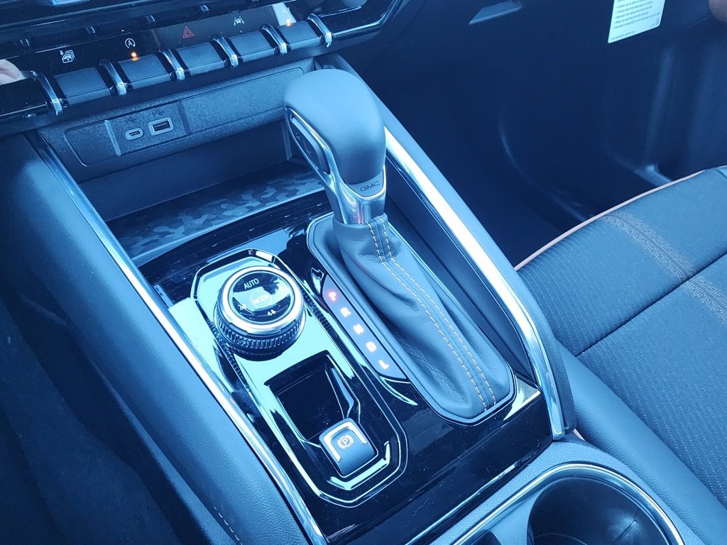 New 2026 GMC Canyon AT4 image 31