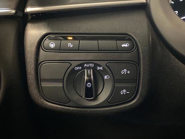 Used 2025 INFINITI QX50 Luxe image 25