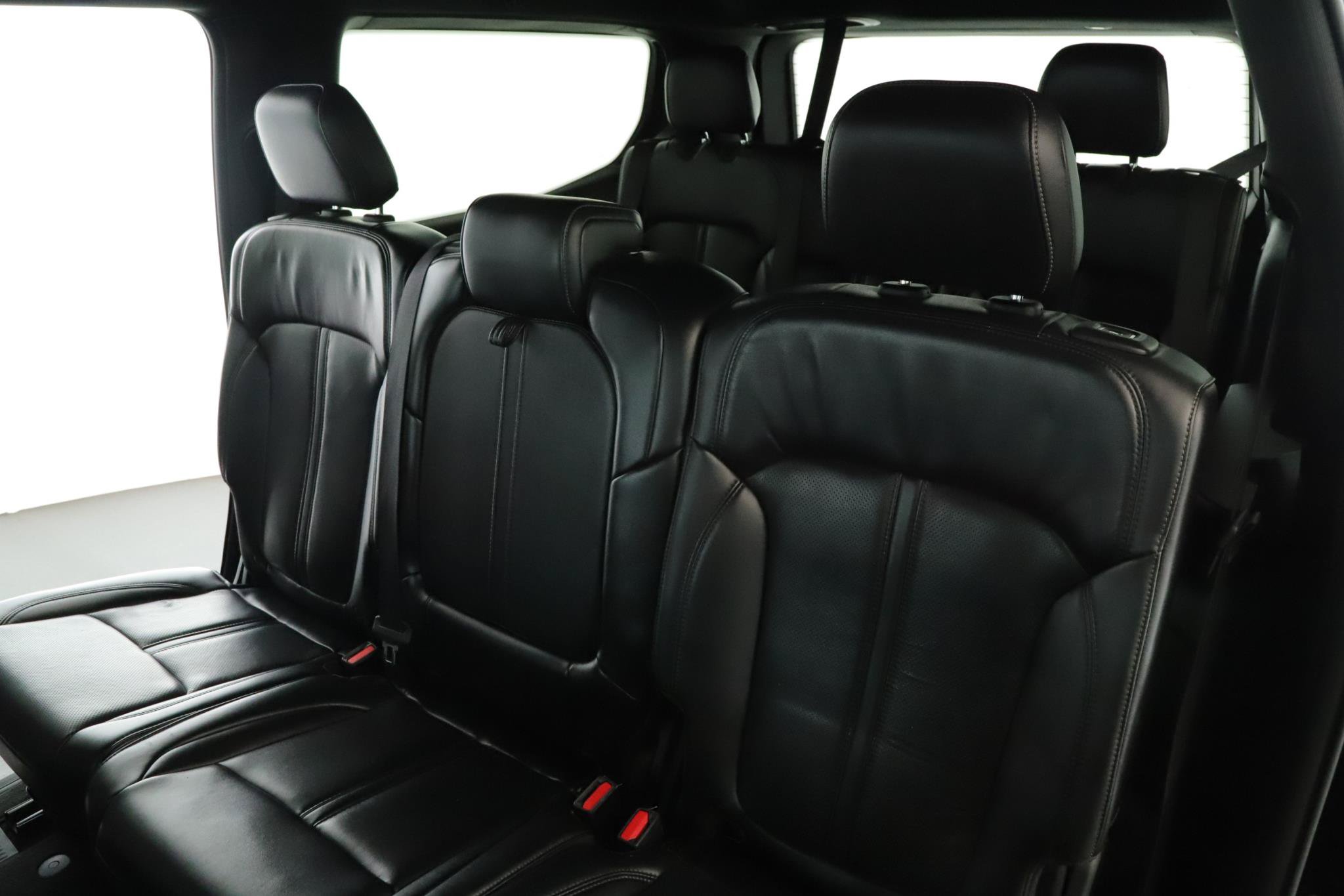 Used 2022 Jeep Wagoneer Series I AWD/4WD image 5