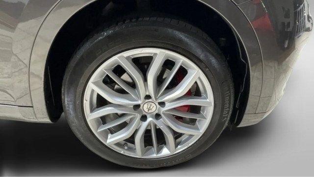Used 2022 Maserati Levante GT image 23