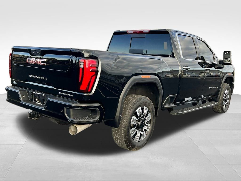 Used 2025 GMC Sierra 2500 Denali image 8