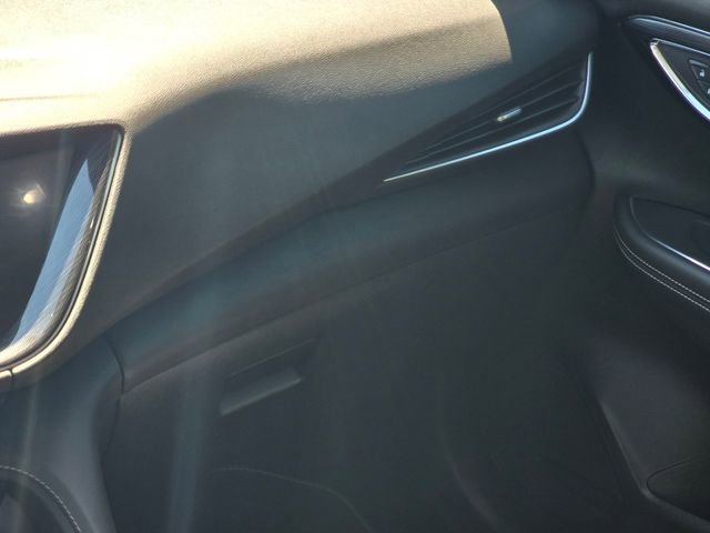 Used 2023 Buick Envision Preferred image 20