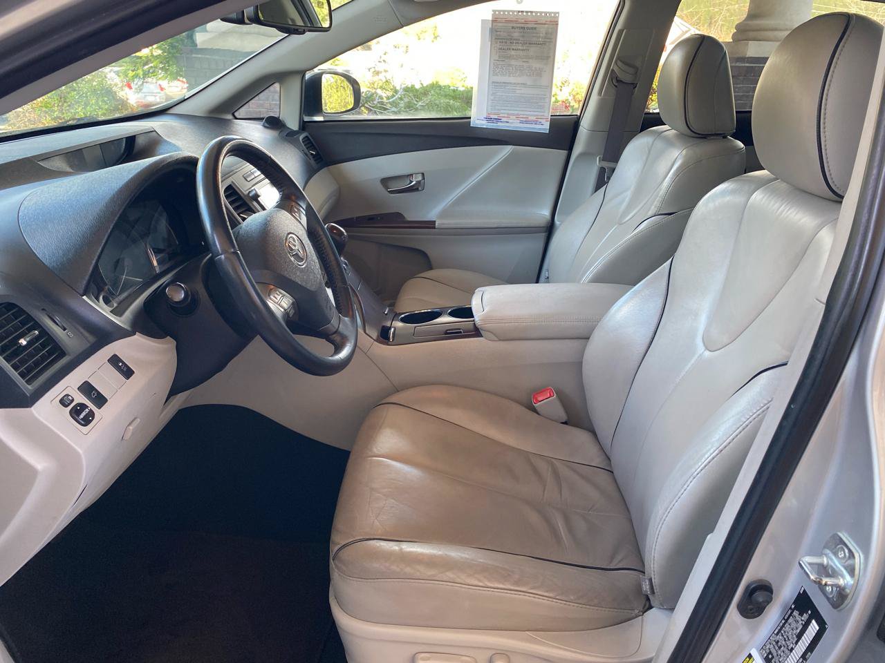 Used 2009 Toyota Venza AWD image 9