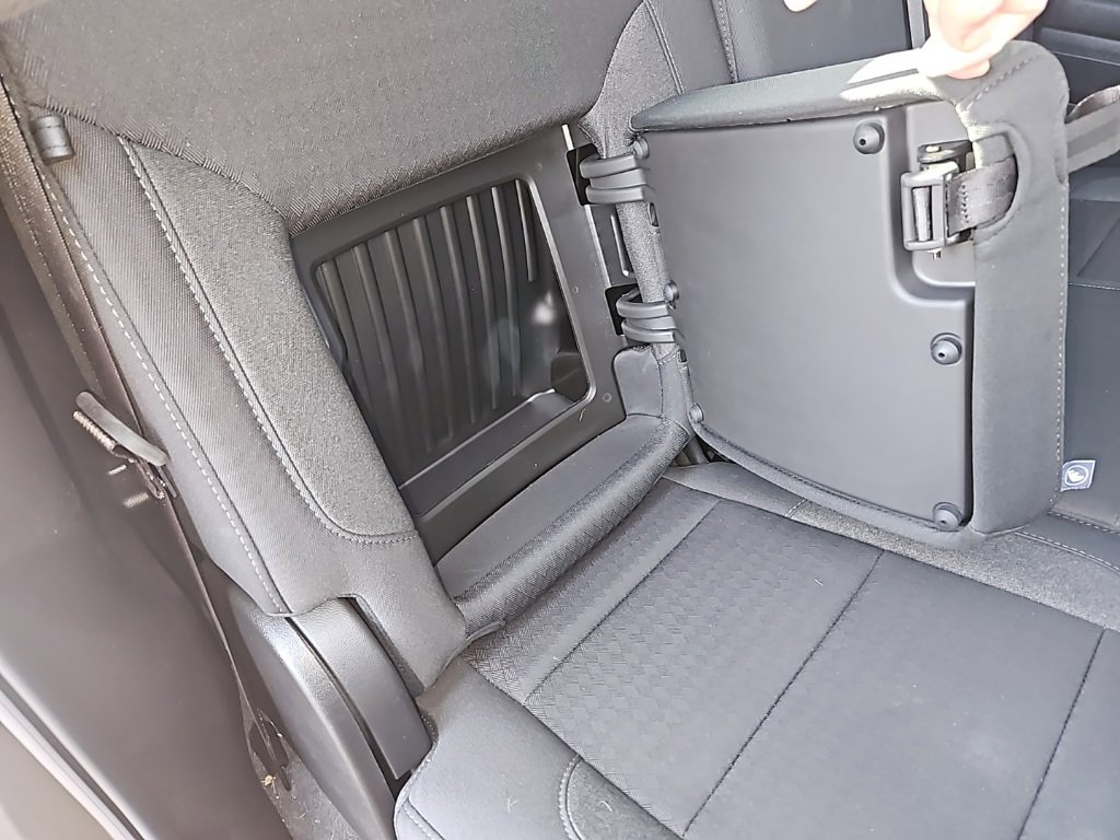 Used 2024 GMC Sierra 1500 Elevation image 32