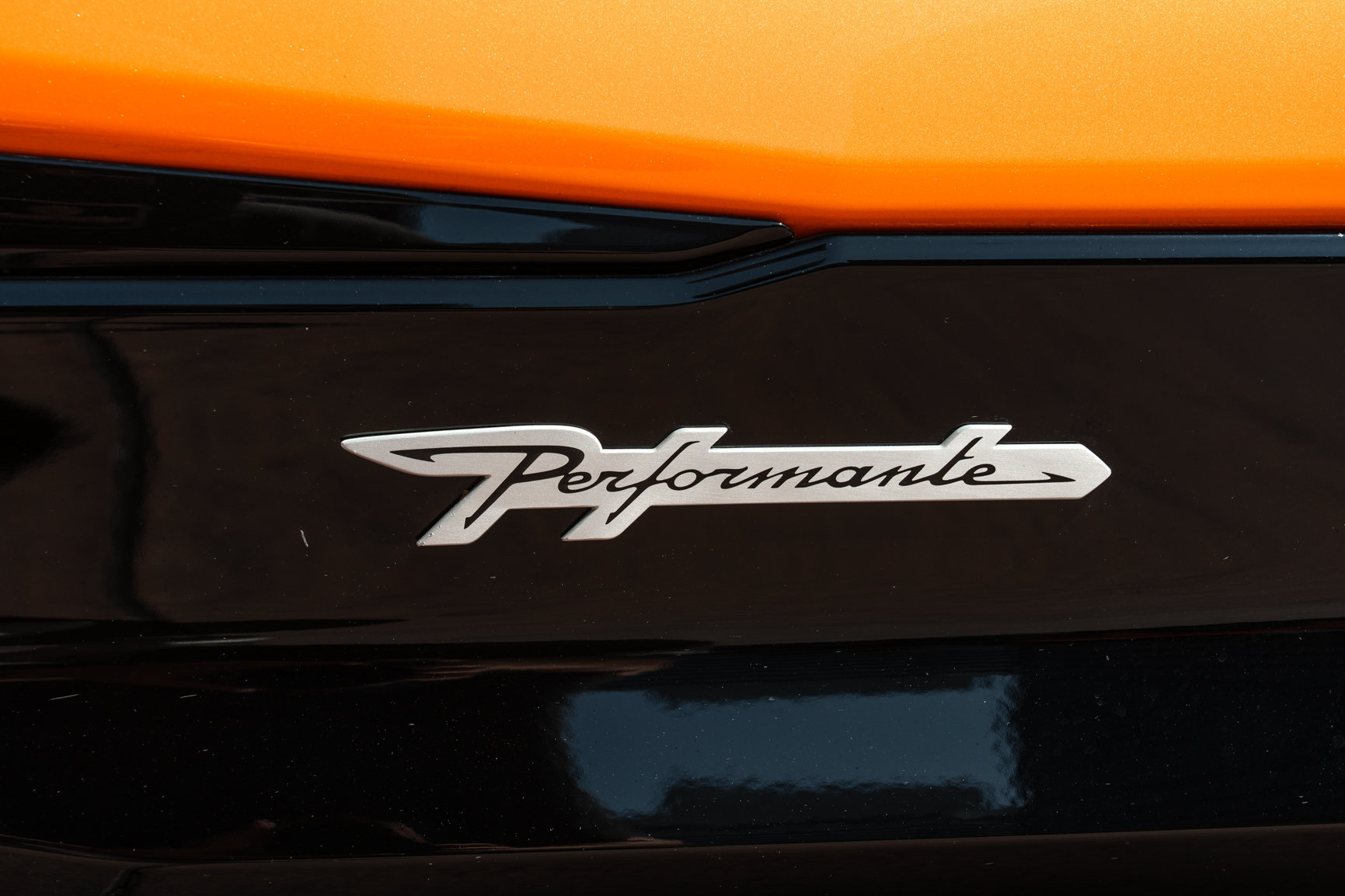 Used 2024 Lamborghini Urus Performante AWD/4WD image 22